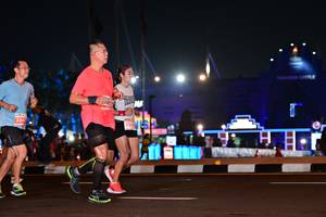 BIB: 204
                            <button type="button" onclick="openModal(15080070)" class="btn btn-primary btn-sm float-right btn-popup" data-toggle="modal" data-target=".modal-high-quality">
                        <i class="fas fa-shopping-cart"></i> Add to Cart
                    </button>
                                            <button type="button" onclick="isThisMe(15080070, true)" class="btn btn-success btn-sm float-right btn-popup btn-isme hidden" data-toggle="tooltip" data-placement="bottom" title="นี่คือรูปของคุณใช่ไหม คลิกที่นี่เพื่อเอาเข้าอัลบั้ม">
                        <i class="fas fa-plus"></i> Add to album
                    </button>
                    <button type="button" onclick="isThisMe(15080070, false)" class="btn btn-warning btn-sm float-right btn-popup btn-isnotme hidden">
                        <i class="fas fa-ban"></i> Remove from album
                    </button>